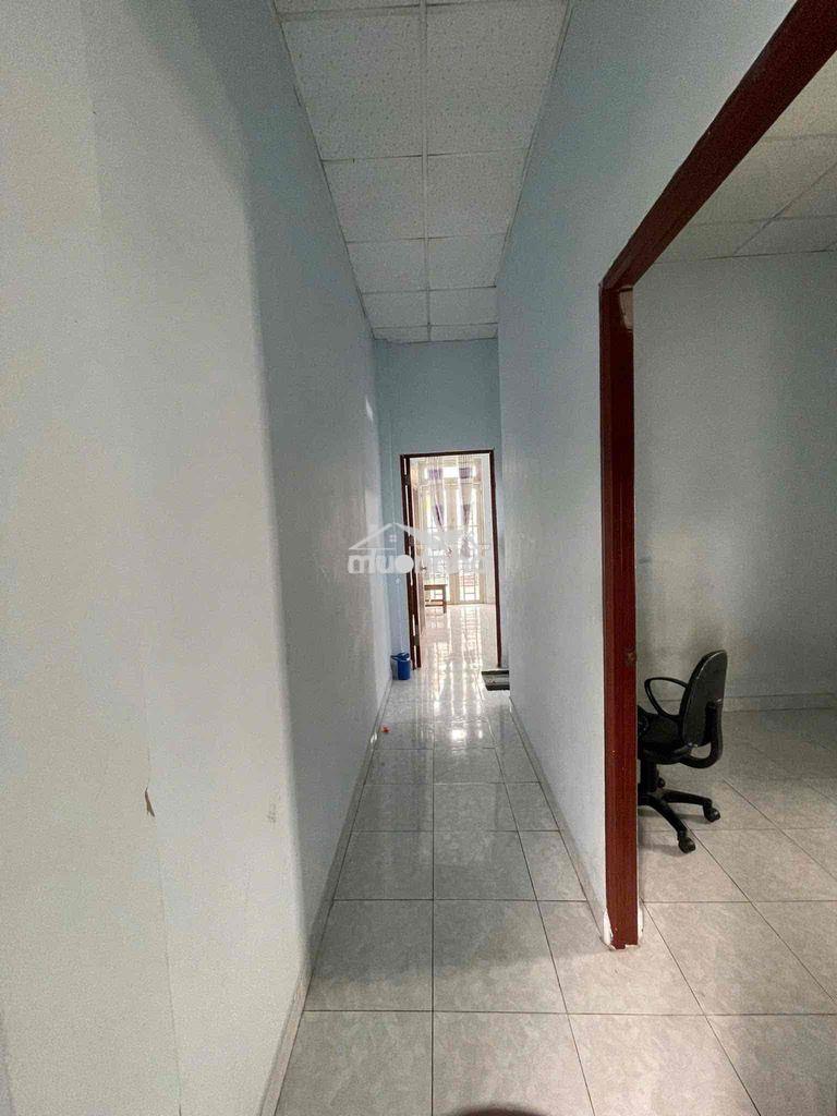Nhà hẻm kdbb 4x20m - 3 phòng - Ảnh 4