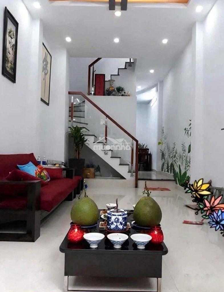 Cho thuê nhà nguyên căn hòa hưng q10, 3pn 3wc, 3 tầng, 17 triệu