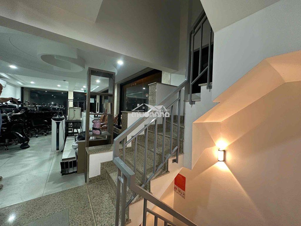 Cho thuê góc 2mt tạ hiện q2 dtsd 700m2 - Ảnh 3