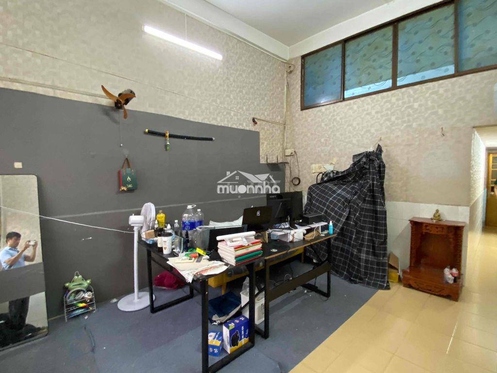 Chung cư lầu 1 - 173a phùng hưng 2pn 1wc sẵn 2 máy lạnh - Ảnh 2