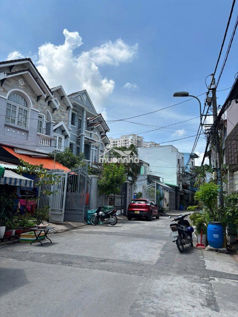 Bán nhà mới hẻm xe hơi, có 3 phòng ngủ, mặt tiền 6m vào ở ngay.
