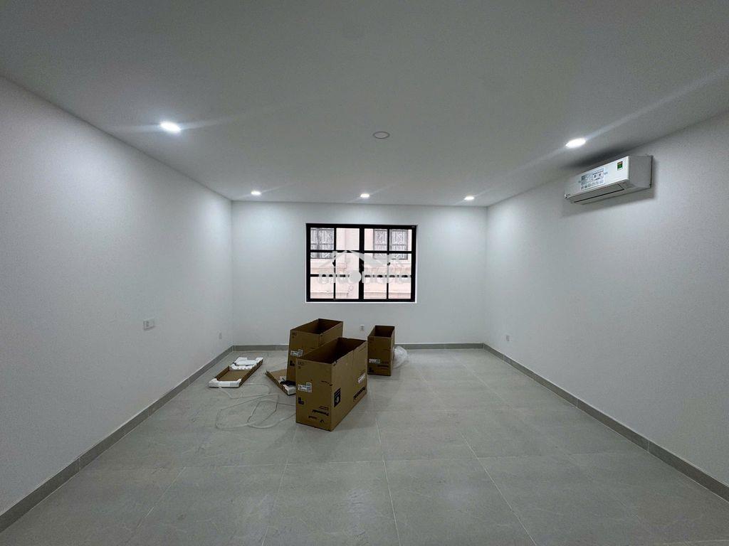 Cho thuê nguyên căn cityland có thang máy, cho làm văn phòng chia sẻ - Ảnh 4