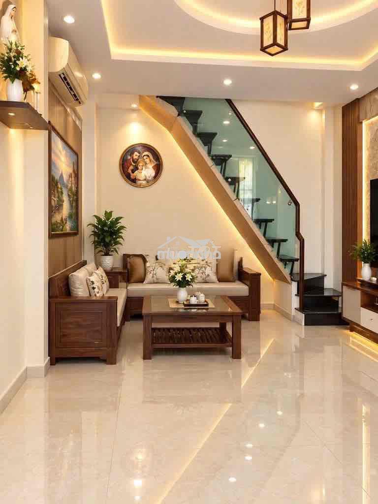 Cho thuê nhà hẻm xe hơi lê văn sỹ – 36m² – 2 tầng – 2pn – 2wc