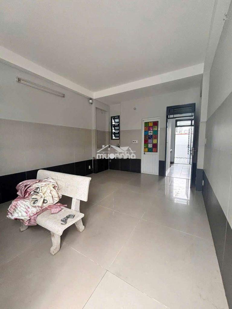Nhà 4 x 25m 5 phòng - Ảnh 4