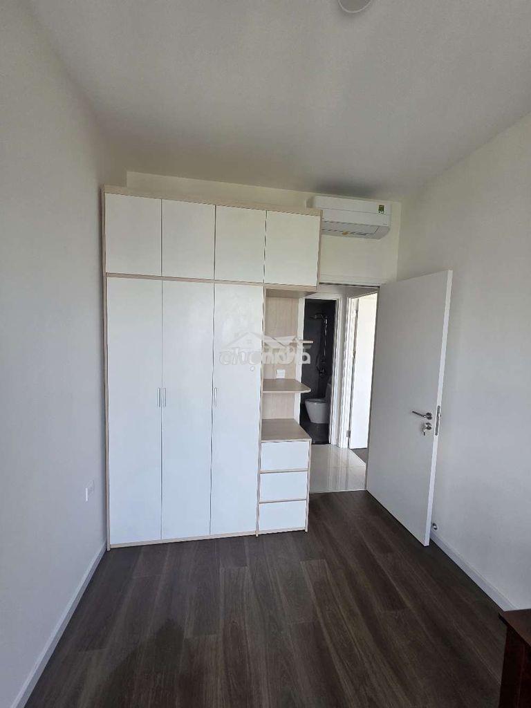 Cc cho thuê 2pn 2wc 14tr trần cao 3.6m