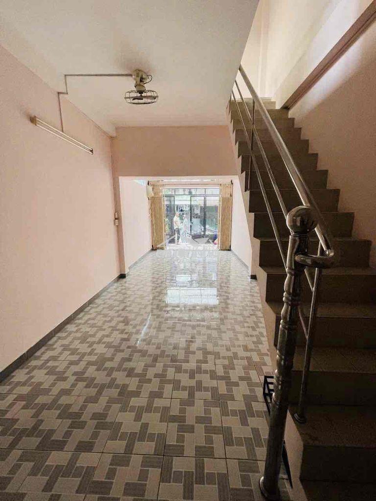 Hẻm xe hơi - nguyễn thiện thuật quận 3 - 42 m² 2 tầng 2 pn - 17 tr
