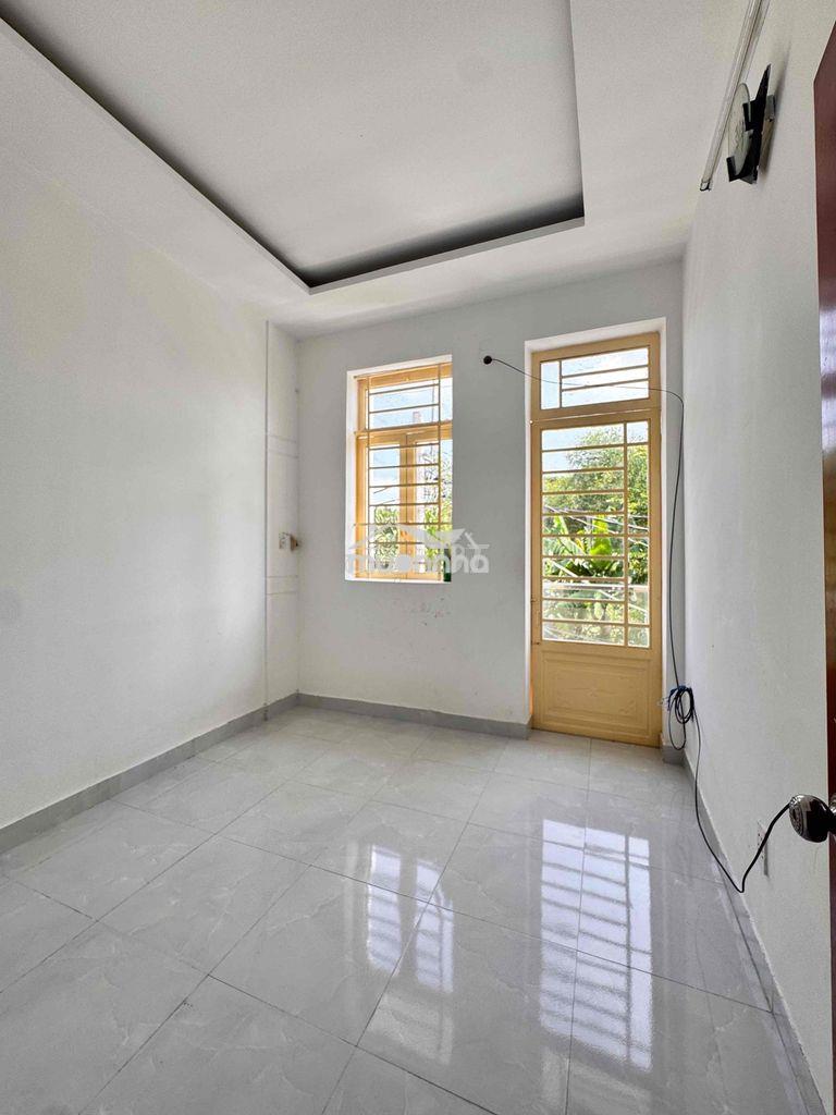 🏡 Cho thuê nhà nguyên căn 3 tầng – hẻm xe hơi - 4 phòng ngủ - giá 8tr - Ảnh 3